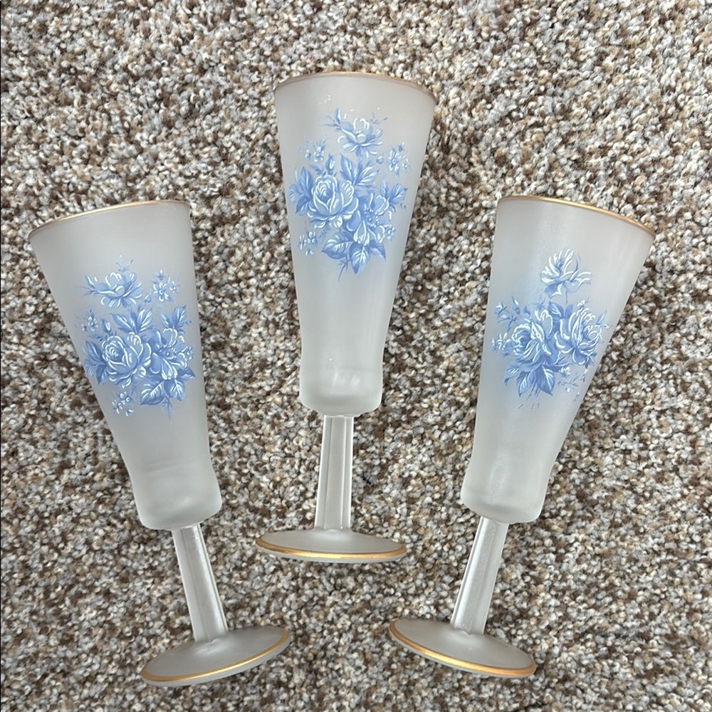 Elegant Frosted Glasses with Blue Floral Design